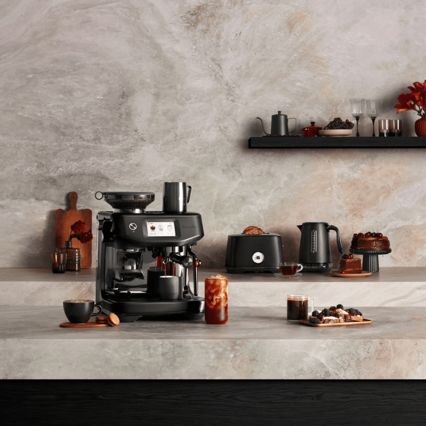 Breville Barista Touch Impress Automatic Espresso Machine, Noir #BES881NRE1BNA1