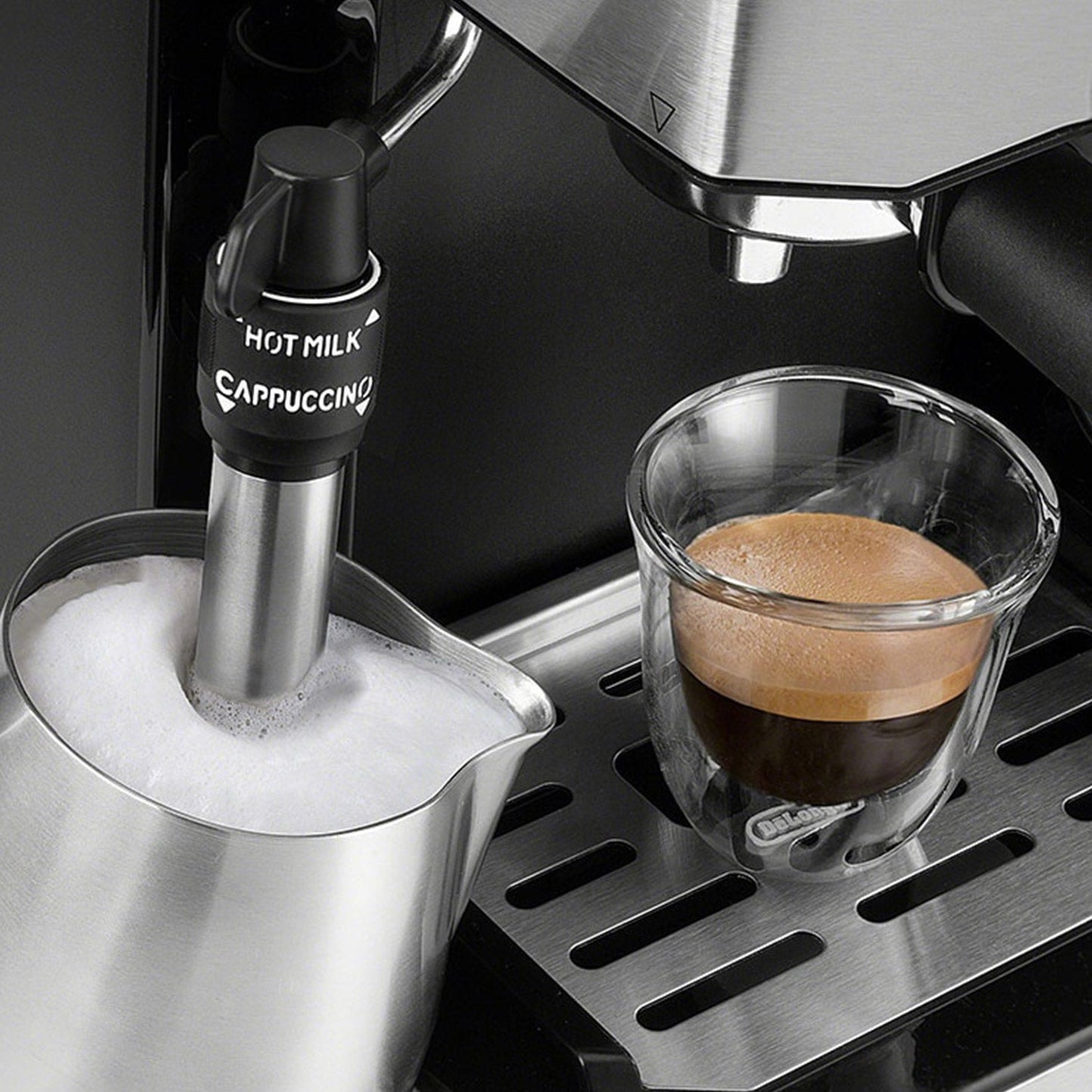 DeLonghi All-In-One Coffee & Espresso Maker #COM532M