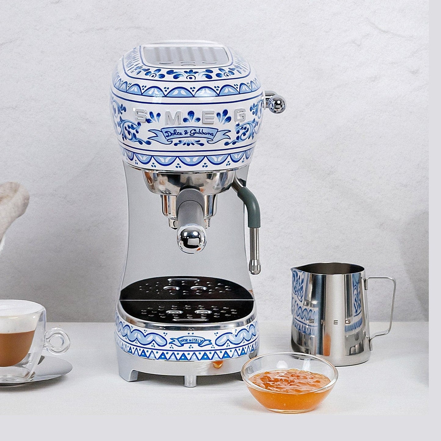 Smeg Dolce&Gabbana Manual Espresso Coffee Machine #ECF02DGBUS - Blu Mediterraneo